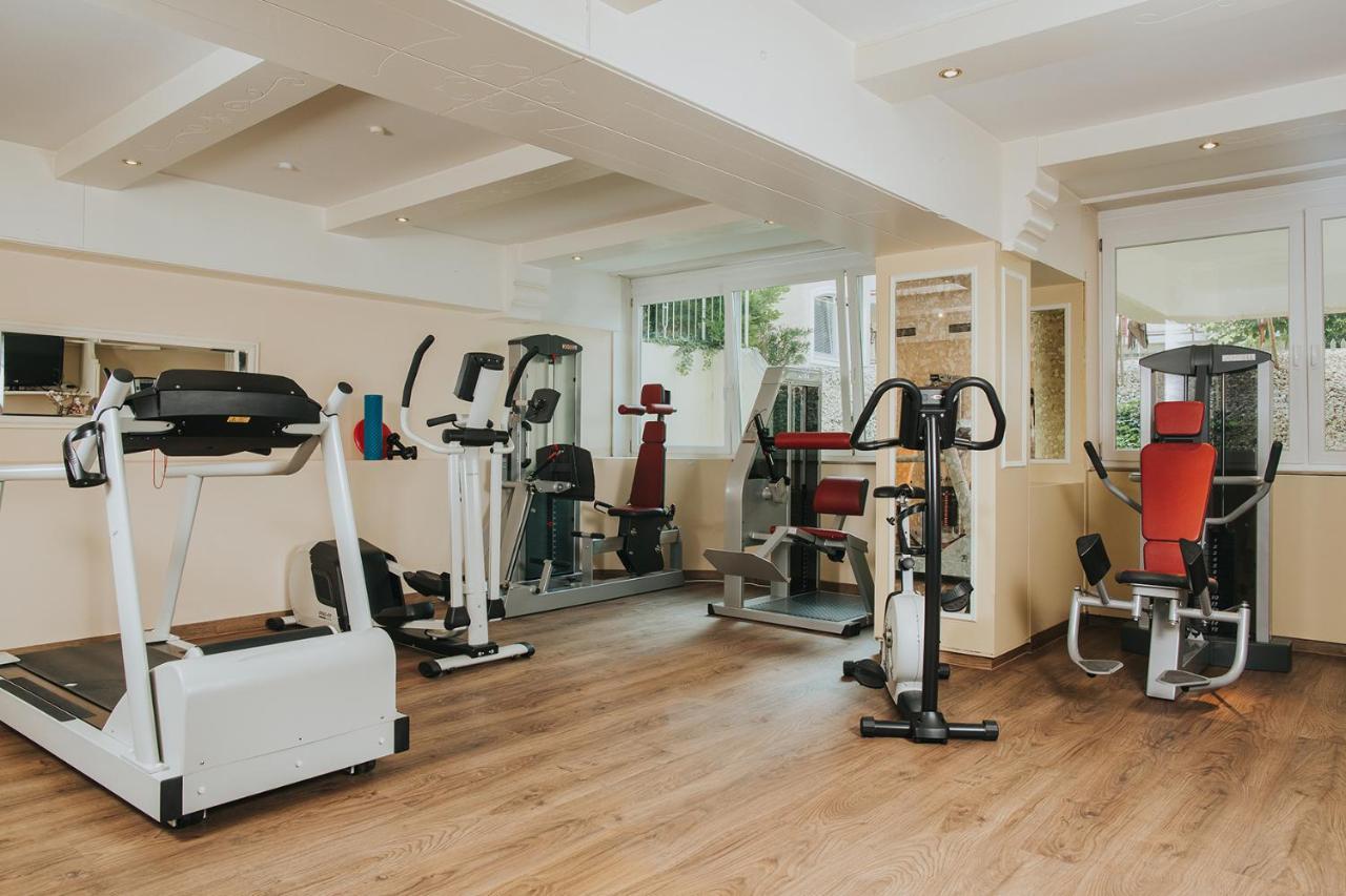 Ortner'S Resort Bad Fussing Ngoại thất bức ảnh A gym at the hotel