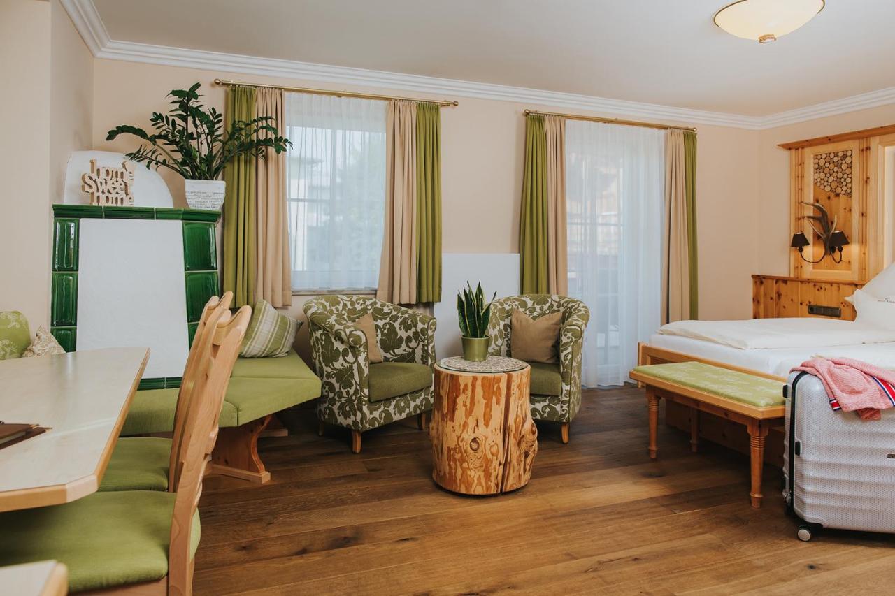 Ortner'S Resort Bad Fussing Ngoại thất bức ảnh A typical hotel room