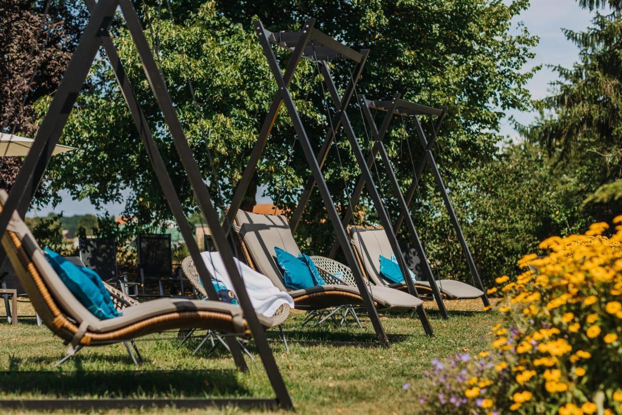 Ortner'S Resort Bad Fussing Ngoại thất bức ảnh The garden of the hotel